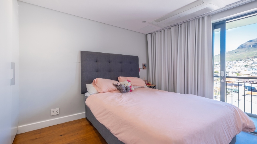 2 Bedroom Property for Sale in Woodstock Western Cape